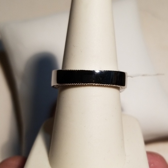 Cubic Zirconium/Sapphire Ring - Picture 3 of 4